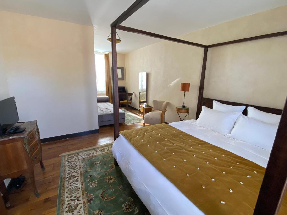 La Thebauderie Hotell Montfort-lʼAmaury Eksteriør bilde